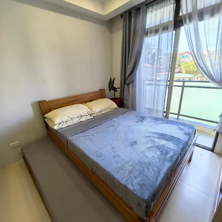 Baguio Transient 6F-9 Megatower Residences II-2